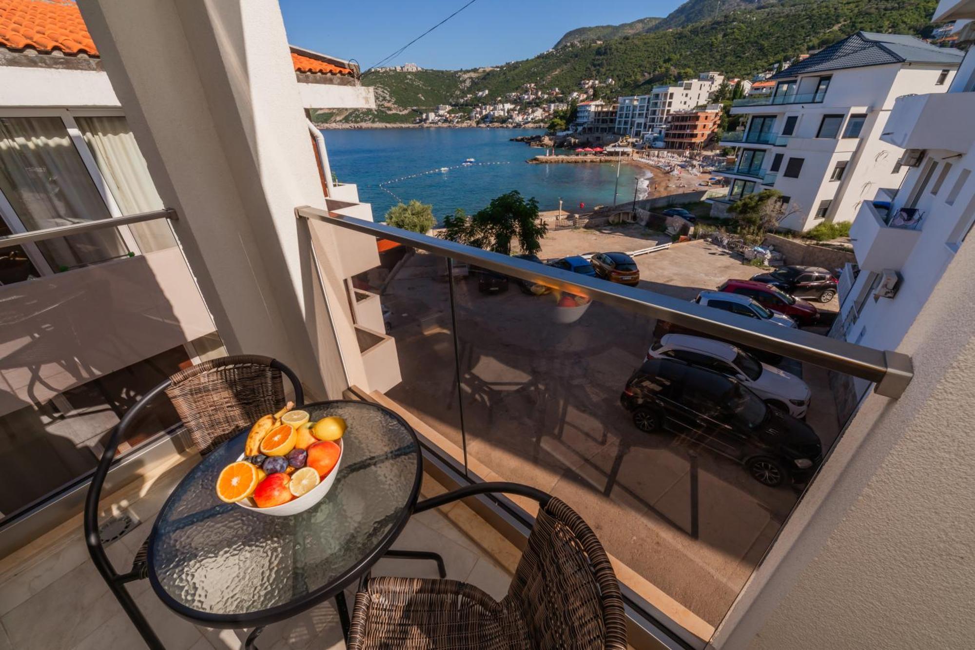 David Lux Beach Rooms Dobra Voda Exteriér fotografie